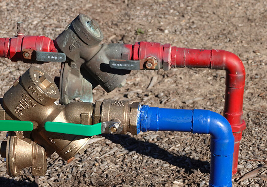 rueckstausicherung-rohre-2colparallax